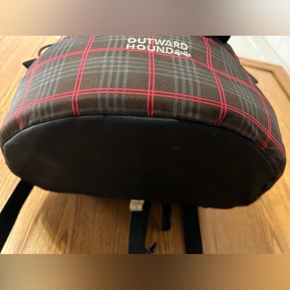 Outward Hound Front Carry Pet Pouch - Picture 6 of 9